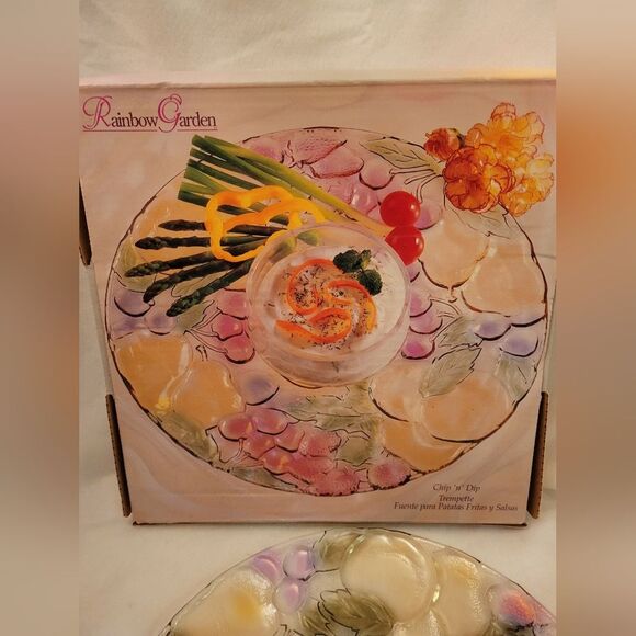 Rainbow Garden Chip N' Dip Tray Unique Indiana glass 13 inches pre-owned in box - Picture 4 of 5